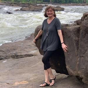 Meet your Posher, Julie